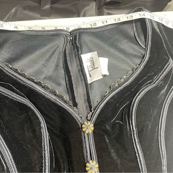 Vintage 1990s Stunning Tadashi Floor Length Long Sleeve Gown 14 - Picture 5 of 15